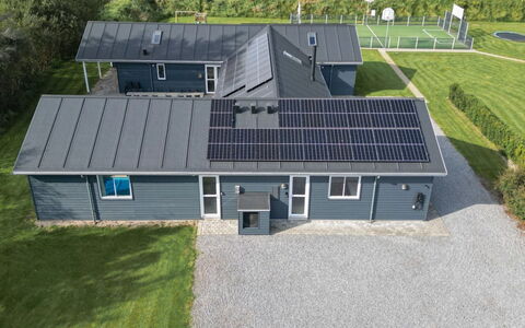 Sinikka - 350M from the Sea: Wood, Home, Porch, Deck, Hardwood, Roof, Wood Stain, Wood Flooring, Eco Hotel