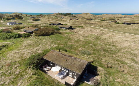 Gerulf - 600M from the Sea: Blue, Shrub, Cottage, Groundcover, Garden, Estate, Shade, Landscaping, Farmhouse, Eco Hotel
