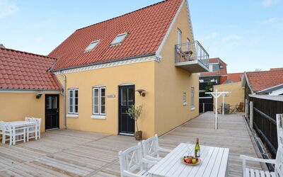 Liina - 200M from the Sea