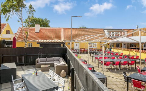 Edita - 250M from the Sea: Vegetation, Shrub, Spring, Cottage, Garden, Shade, Backyard, Yard, Chair