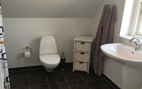 Ejda - 700M from the Sea: Toilet Seat, Bathroom, Flooring, Toilet, Floor, Plumbing Fixture, Interior Design, Plumbing, Tile, Bathroom Sink