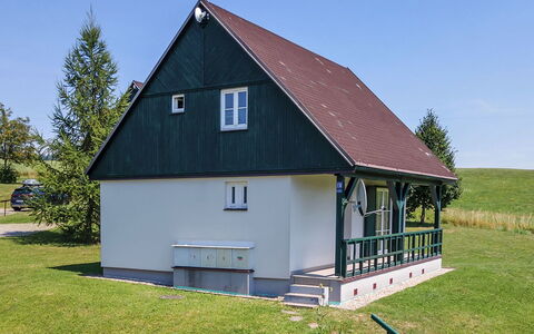 Holiday Hill 56: Sky, Building, Window, Tree, Plant, House, Land Lot, Cottage, Wood, Siding