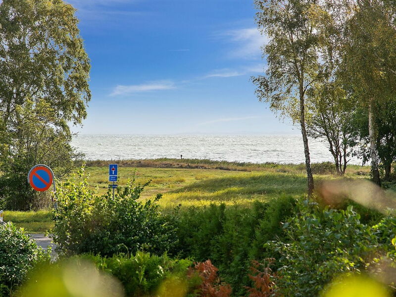 Melina - 100M from the Sea