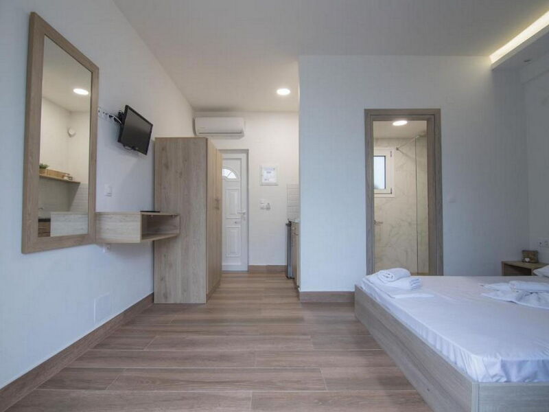 Accommodation:&nbsp;Deluxe Double 12.1