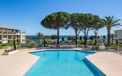 Accommodation:&nbsp;La Perle Rosel 100.11