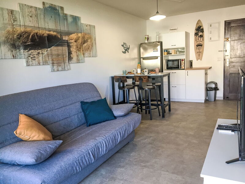Accommodation:&nbsp;Les Jardins D'Ys 100.9