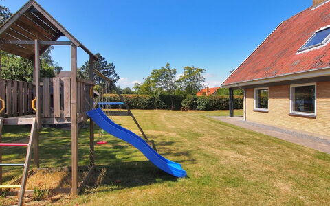 Spase - 250M to the Fjord: Roof, House, Home, Cottage, Siding, Estate, Driveway, Garden Buildings, Yard, Shed