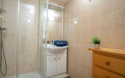 Accommodation:&nbsp;La Gaillarde 150.16