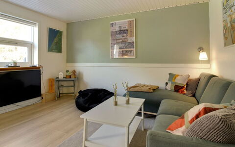 Oddi - 900M from the Sea: Wood, Home, Porch, Deck, Hardwood, Roof, Wood Stain, Wood Flooring, Eco Hotel