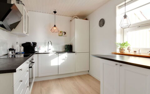 Oddi - 900M from the Sea: Wood, Home, Porch, Deck, Hardwood, Roof, Wood Stain, Wood Flooring, Eco Hotel