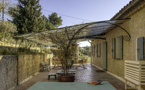 Le Mas de la Poterie: Couch, Furniture, Property, Table, Picture Frame, Window, Azure, Interior Design, Lighting, Comfort