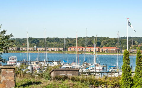 Joris - 100M to the Fjord: Body Of Water, Boat, Watercraft, Marina, Waterway, Coastal And Oceanic Landforms, Boats And Boating--Equipment And Supplies, Mast, Sea, Coast