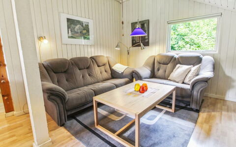 Faustina - 29Km from the Sea: Grass, Grassland, Landscape, Ecoregion, Plain, Plant Community, Land Lot, Outdoor Furniture, Prairie, Shrubland