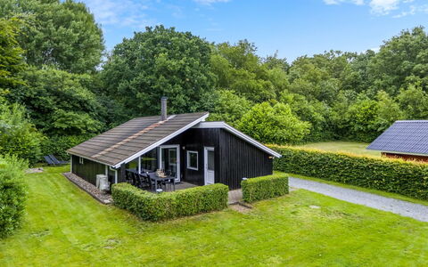 Corinna - 28Km from the Sea: Home, Cottage, Porch, Hardwood, Siding, Deck, Shade, Plank, Estate, Garden Buildings