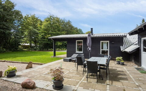 Hedwig - 30Km from the Sea: Furniture, Interior Design, Chair, Flooring, Table, Resort, Floor, Ceiling, Room, Eco Hotel