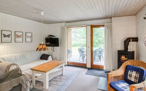 Ismo - 30Km from the Sea: Interior Design, Furniture, Flooring, Wood, Floor, Couch, Ceiling, Living Room, Room, Lighting