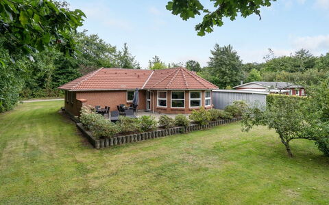 Wyatt - 30Km from the Sea: House, Home, Roof, Residential Area, Cottage, Estate, Farmhouse, Lawn, Landscaping, Siding