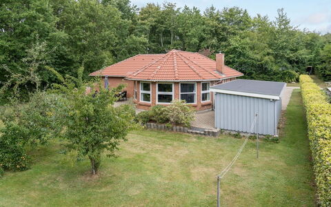 Wyatt - 30Km from the Sea: House, Home, Roof, Residential Area, Cottage, Estate, Farmhouse, Lawn, Landscaping, Siding