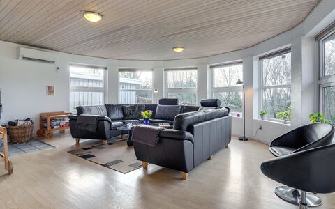 Wyatt - 30Km from the Sea: House, Home, Roof, Residential Area, Cottage, Estate, Farmhouse, Lawn, Landscaping, Siding