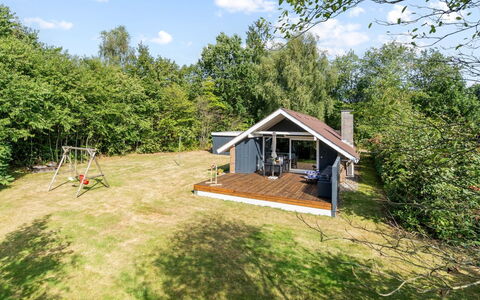 Pance - 20Km to the Fjord: Roof, House, Home, Cottage, Door, Siding, Deck, Porch, Plank, Hardwood