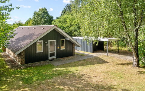 Pance - 20Km to the Fjord: Roof, House, Home, Cottage, Door, Siding, Deck, Porch, Plank, Hardwood