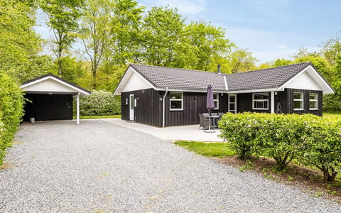 Manderup - 30Km from the Sea: House, Home, Residential Area, Roof, Cottage, Land Lot, Estate, Yard, Garden, Siding