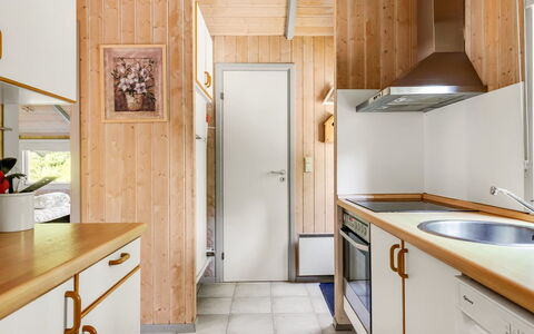 Athislus - 30Km from the Sea: Kitchen, Kitchen Appliance, Countertop, Wood, Major Appliance, Flooring, Interior Design, Floor, Cabinetry, Ceiling