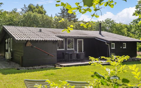 Vitus - 30Km from the Sea: Roof, House, Home, Cottage, Door, Siding, Deck, Porch, Plank, Hardwood