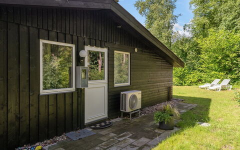 Vitus - 30Km from the Sea: Roof, House, Home, Cottage, Door, Siding, Deck, Porch, Plank, Hardwood