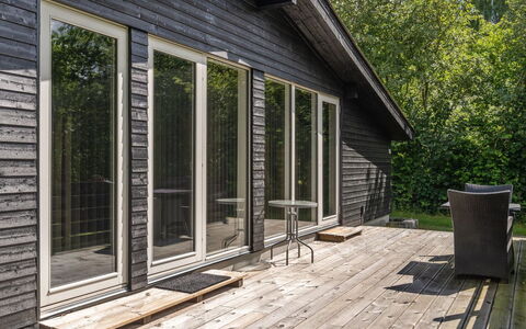 Vitus - 30Km from the Sea: Roof, House, Home, Cottage, Door, Siding, Deck, Porch, Plank, Hardwood