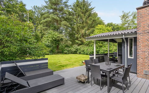 Massie - 30Km from the Sea: House, Home, Roof, Cottage, Estate, Landscaping, Garden Buildings, Siding, Farmhouse
