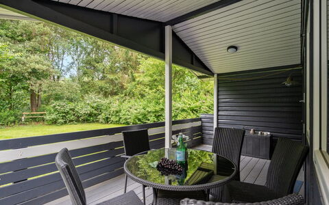 Massie - 30Km from the Sea: House, Home, Roof, Cottage, Estate, Landscaping, Garden Buildings, Siding, Farmhouse