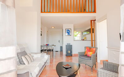 Accommodation:&nbsp;Le Petit Village 320.2