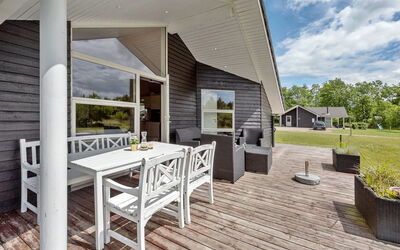 Estrid - 30Km from the Sea
