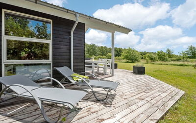 Estrid - 30Km from the Sea