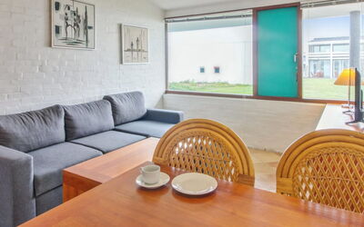 Wemund - 500M from the Sea