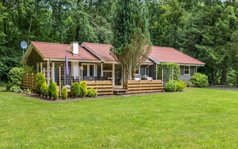 Marret - 30Km from the Sea: Home, Cottage, Porch, Hardwood, Siding, Deck, Shade, Plank, Estate, Garden Buildings