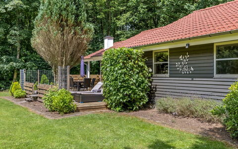 Marret - 30Km from the Sea: Cottage, Home, House, Roof, Porch, Estate, Siding, Garden Buildings, Farmhouse, Yard
