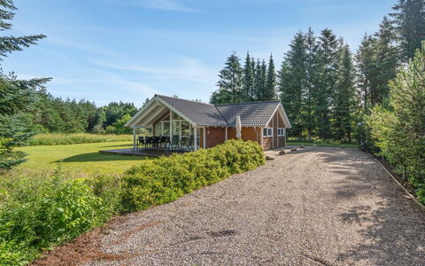 Lisel - 25Km from the Sea: Home, Cottage, Porch, Hardwood, Siding, Deck, Shade, Plank, Estate, Garden Buildings