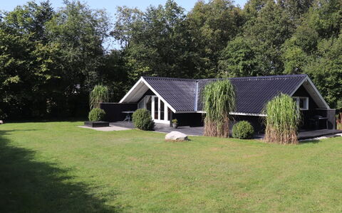 Anninka - 28Km from the Sea: Grass, House, Roof, Home, Cottage, Lawn, Estate, Garden, Farmhouse, Backyard