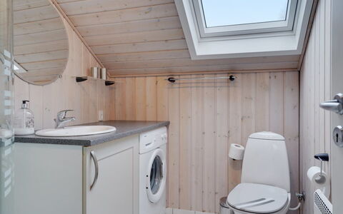 Anninka - 28Km from the Sea: Plumbing Fixture, Flooring, Wood, Floor, Interior Design, Bathroom, Sink, Tap, Plumbing, Ceiling