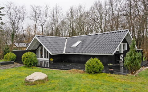 Anninka - 28Km from the Sea: Roof, House, Home, Cottage, Siding, Garden, Estate, Shade, Lawn, Landscaping