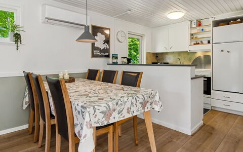 Hejne - 29Km from the Sea: Furniture, Interior Design, Flooring, Floor, Wood, Ceiling, Wood Flooring, Kitchen & Dining Room Table, Countertop, Dining Room