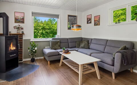 Hejne - 29Km from the Sea: Flooring, Wood, Furniture, Floor, Interior Design, Home, Living Room, Wood Flooring, Couch, Room