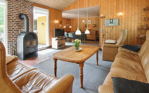 Friedeman - 29Km from the Sea: Furniture, Interior Design, Flooring, Wood, Floor, Ceiling, Wood Flooring, Chair, Table, Lighting