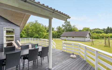 Tatti - 30Km from the Sea: Grass, Grassland, Landscape, Ecoregion, Plain, Plant Community, Land Lot, Outdoor Furniture, Prairie, Shrubland