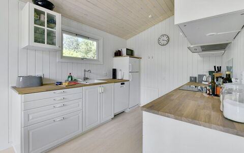 Brune - 30Km from the Sea: Wood, Flooring, Kitchen, Countertop, Interior Design, Cabinetry, Floor, Kitchen Appliance, Major Appliance, Furniture