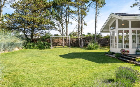 Gunnulf - 750M from the Sea: Grass, Garden, Shrub, Lawn, Land Lot, Home, Groundcover, Cottage, Shade