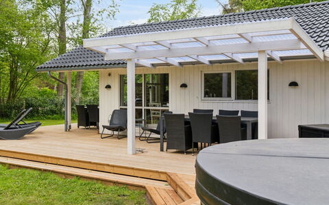 Juke - 425M from the Sea: Cottage, Home, House, Roof, Porch, Estate, Siding, Garden Buildings, Farmhouse, Yard