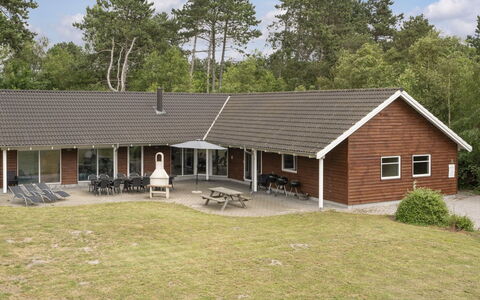 Lottje - 300M from the Sea: Swimming Pool, Outdoor Furniture, Furniture, Resort, Flagstone, Eco Hotel, Shade, Chair, Leisure, Estate